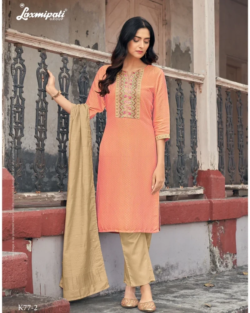 Spun Base Fabric Straight Cut Kurti With Pant & Dupatta